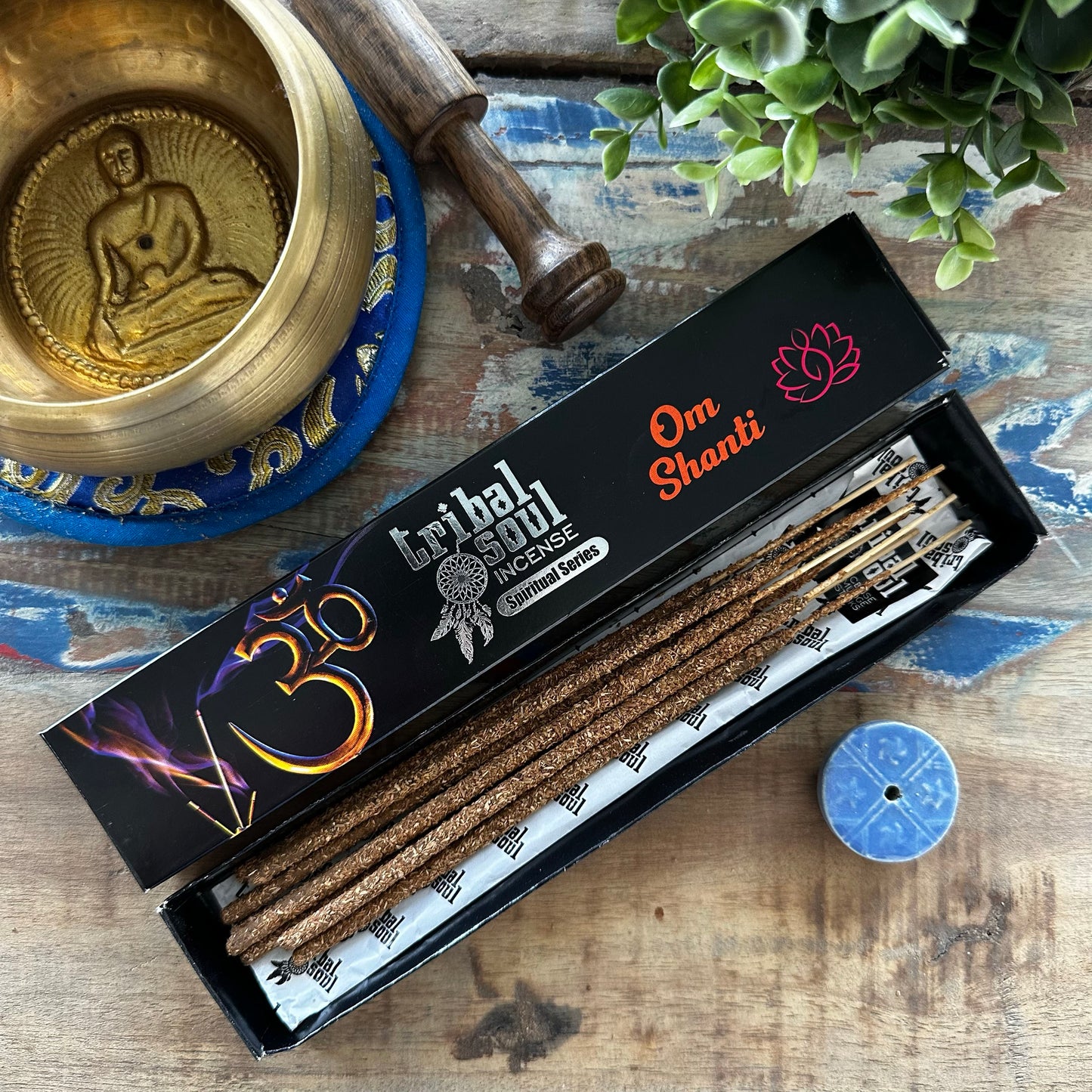 Invite serenity and soul into your sacred space with the Tribal Soul Spiritual Incense Sticks and Ceramic Holder – Ohm Shanti. Designed to promote harmony and inner peace, this beautifully boxed set includes richly aromatic incense sticks and a handcrafted ceramic holder, making it the perfect gift or ritual companion.
Each stick is lovingly blended with natural herbs, resins, and essential oils, creating a calming and purifying scent that resonates with the sacred vibration of “Ohm Shanti” – a mantra for