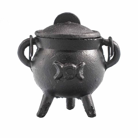 This cast iron cauldron, adorned with the Triple Moon symbol, is a powerful tool for your spiritual rituals. Its sturdy design holds heat well, ideal for burning incense or herbs. Compact at 6x10 cm, it fits perfectly on any altar, enhancing your connection to lunar and feminine energies. Handle with care, as it becomes hot during use. Create a sacred space and deepen your magical practice with this mystical cauldron.