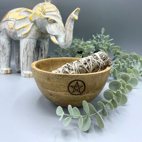 Handcrafted wooden ritual bowl with pentagram design. 13x7cm smudge and offering bowl for protection, rituals, and altar use.