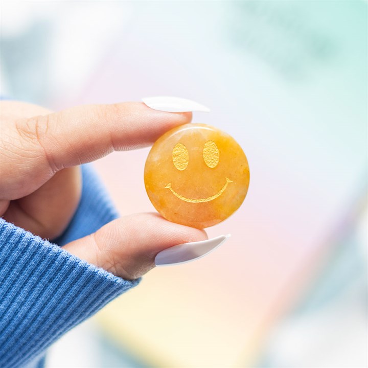 This smiling yellow Jade crystal is happiness in a box and serves as the perfect token for anyone who needs a reminder that they have confidence and braveness within them. Whether it's a little gift for others or a gift to self, it's sure to be an appreciated through any challenges life throws in the way.