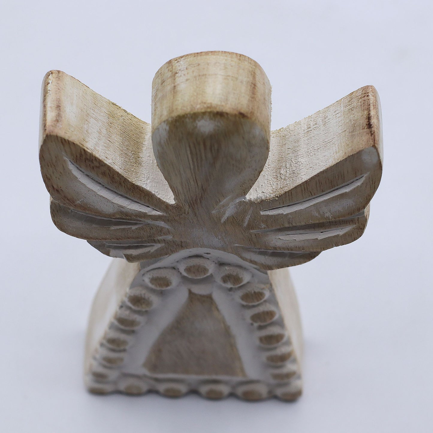 Mango Wood Angel – Whitewash Finish