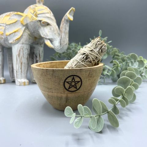 Handcrafted wooden smudge and ritual bowl with engraved pentagram. 11x7cm offering bowl for altar work, protection, and spiritual balance.