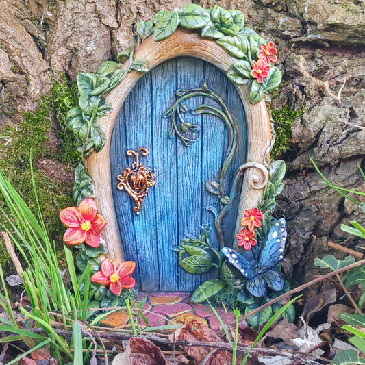 Fae’s Enchanted Welcome Fairy Door – Blue Garden Fairy Decor
