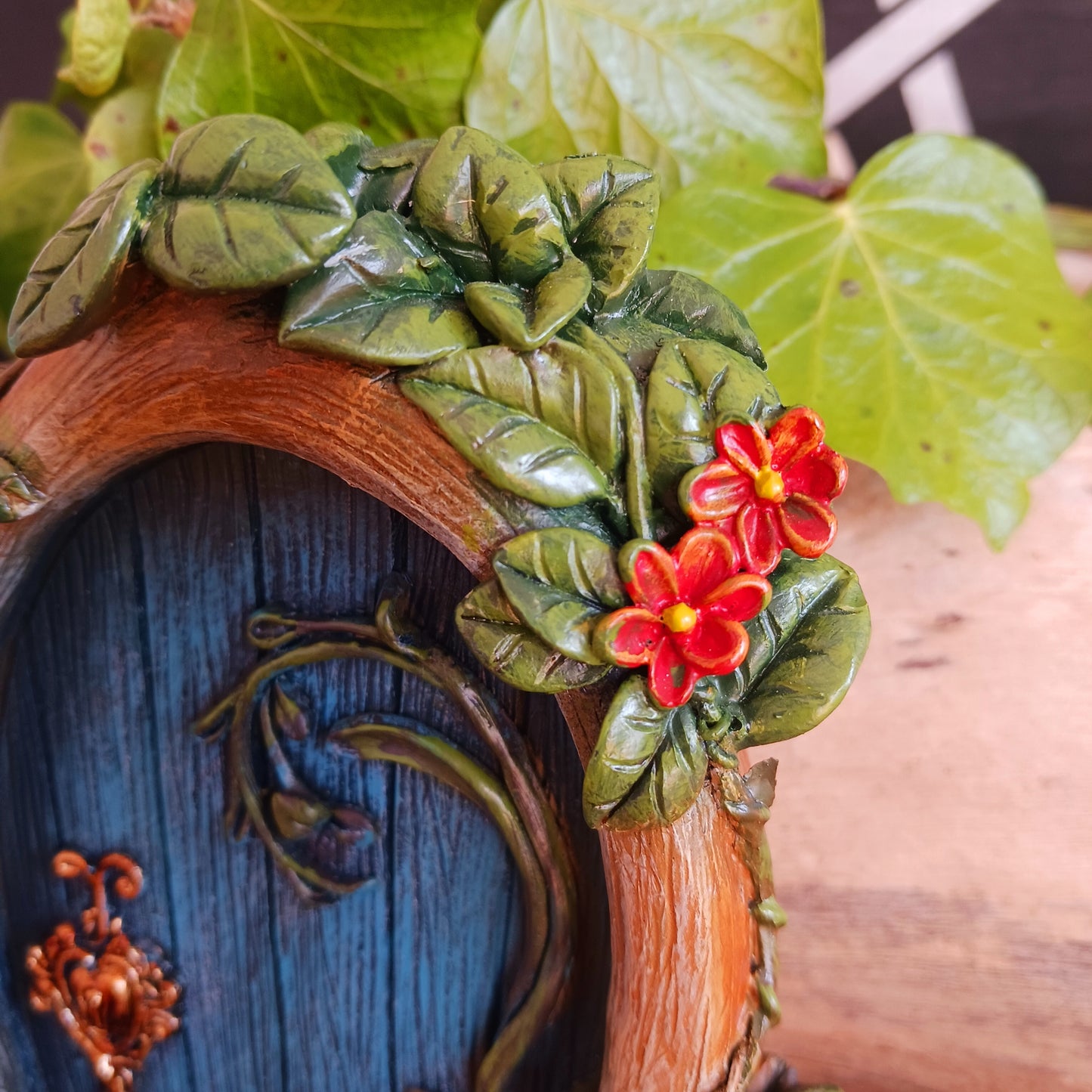 Fae’s Enchanted Welcome Fairy Door – Blue Garden Fairy Decor