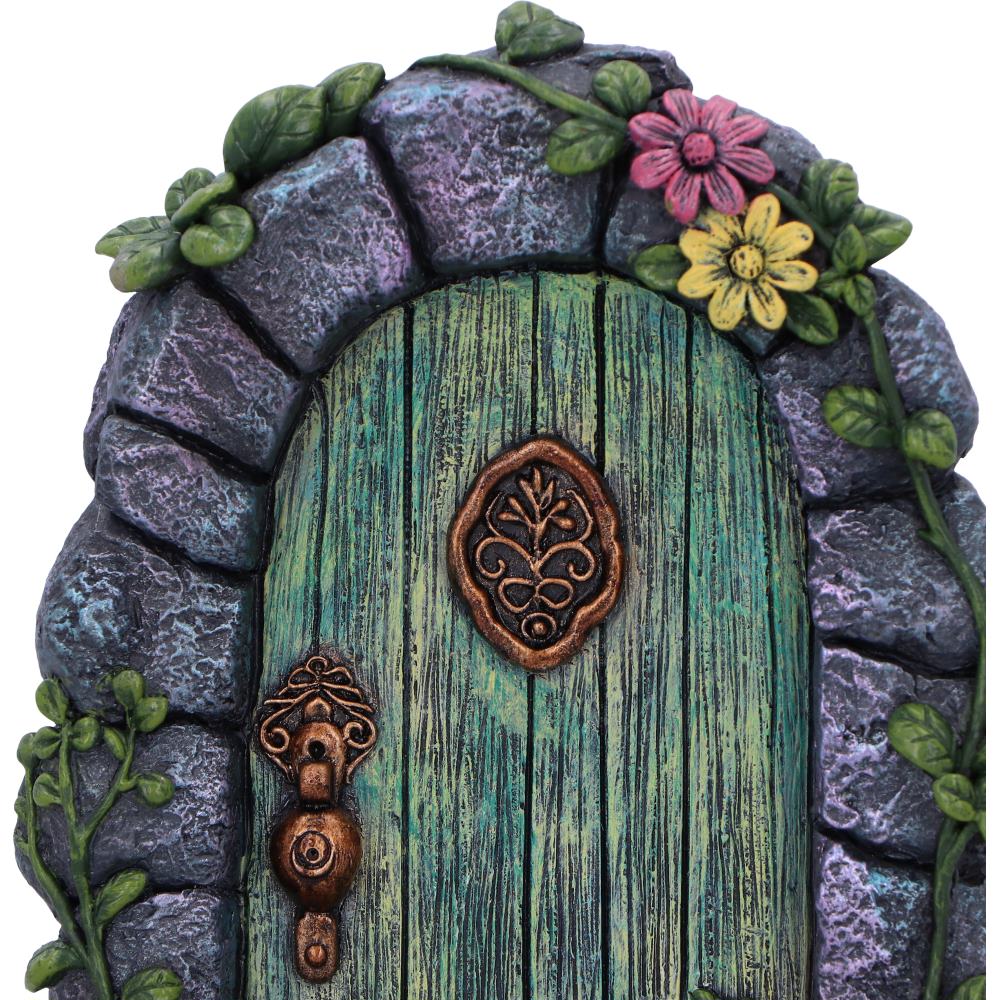 Fae’s Forest Welcome Fairy Door – 16cm Woodland Portal