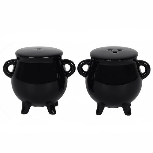 A fun minature Cauldron Cruet Set. Made with a rubber bottom stopper to keep salt and pepper contained. Do not microwave. Dishwasher safe. Product Dimensions: H6cm x W7cm x D5.5cm Packaged Dimensions: H7cm x W11.5cm x D6cm
