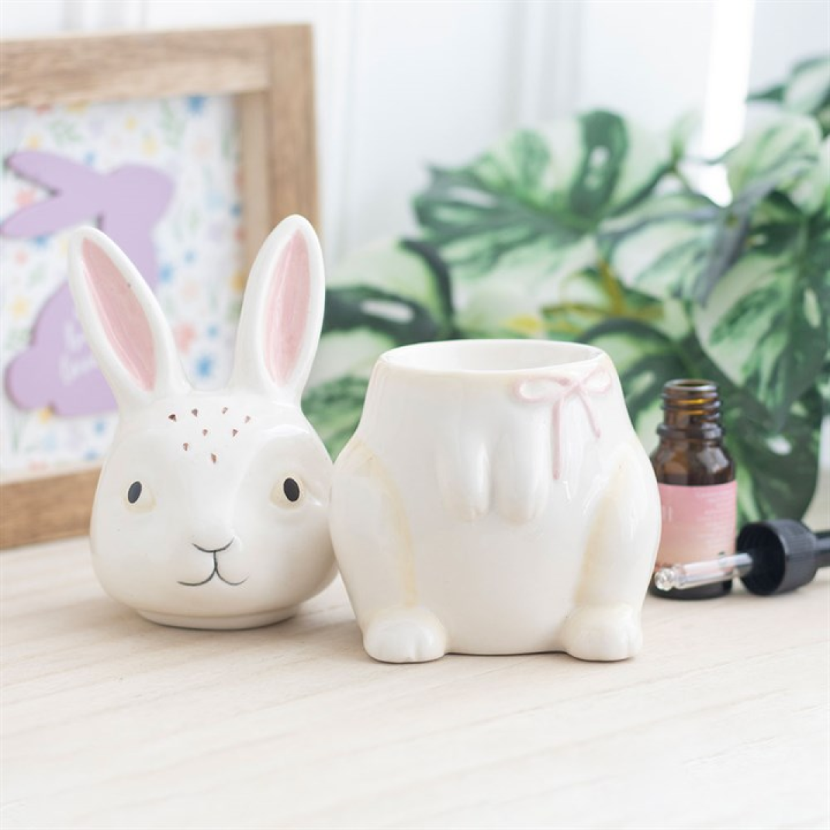 Bunny shaped ceramic oil burner for fragrance oils. Perfect for spring décor, meditation, altars, and adding whimsical charm to any room.