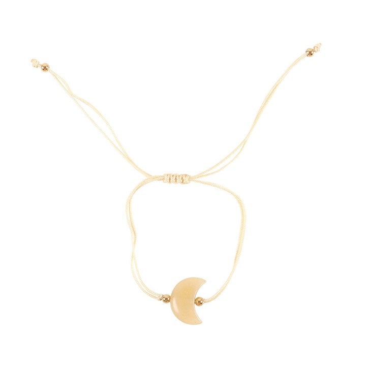 Show your strength with this charming yellow jade crystal moon bracelet. Presented on a heartfelt backing card that reads 'Be brave' and includes a short poem for extra encouragement.