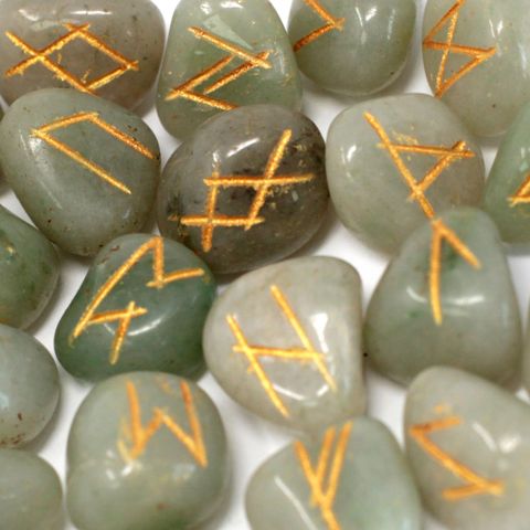 Green Aventurine Rune Set with 25 stones for divination & healing. Enhance intuition, luck & clarity with this crystal rune pouch. Ideal for spiritual use.