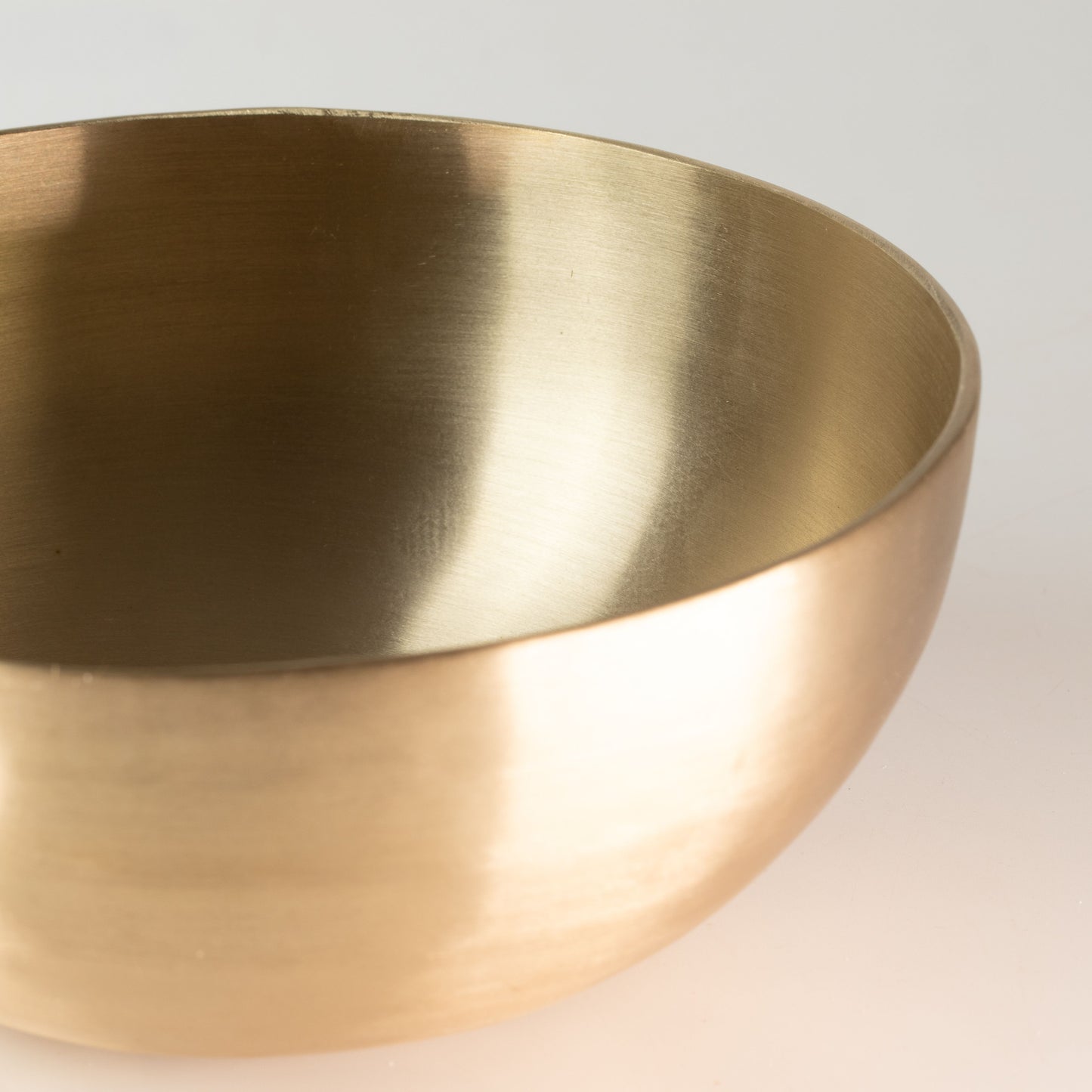 Large Chaken Handmade Singing Bowl (approx 800g) - 17cm
