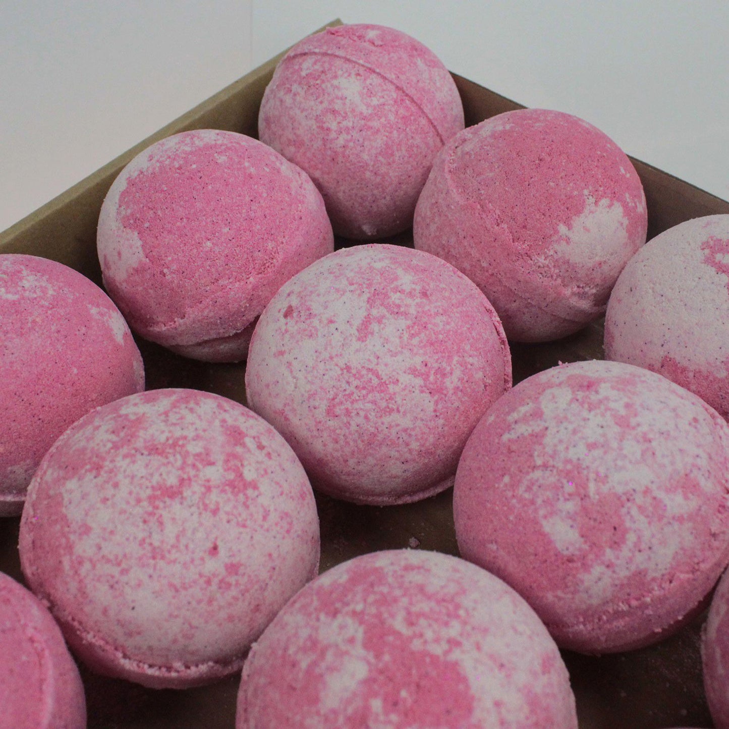 Bubblegum Jumbo Bath Bomb – Enchanted Sweet Whimsy Ritual Soak