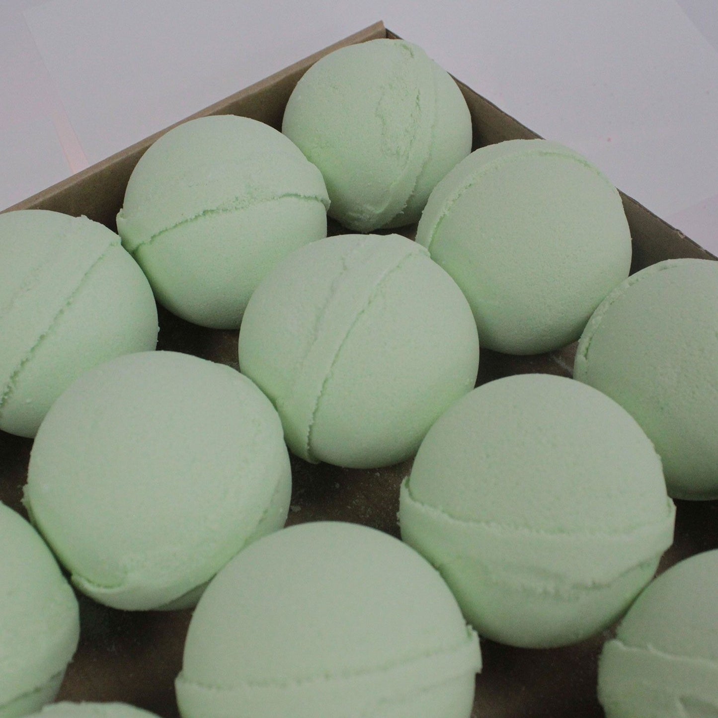 Lemon Eucalyptus Bath Bomb – Enchanted Herbal Cleansing Soak