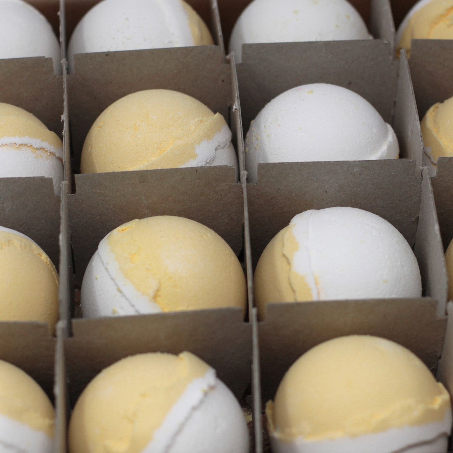 Lemon Meringue Pie Bath Bomb – Enchanted Citrus Cauldron Soak