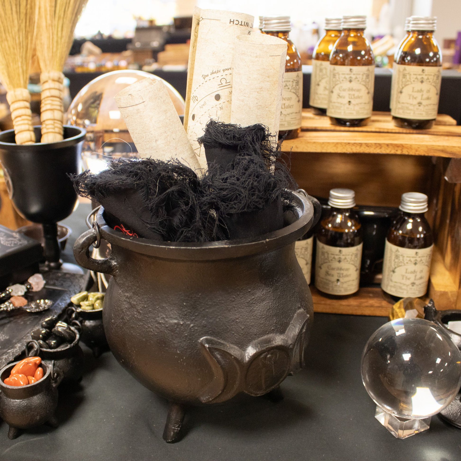 Make a powerful statement on your altar with this Extra Huge Cast Iron Triple Moon Cauldron, a substantial ritual vessel crafted for practitioners who appreciate authenticity, durability, and commanding presence. Embossed with the sacred Triple Moon symbol, this cauldron represents the Maiden, Mother, and Crone, embodying intuition, feminine power, and the cycles of life, death, and rebirth.

Weighing over 4kg, this impressive cast iron cauldron offers exceptional strength and longevity. Its generous capaci