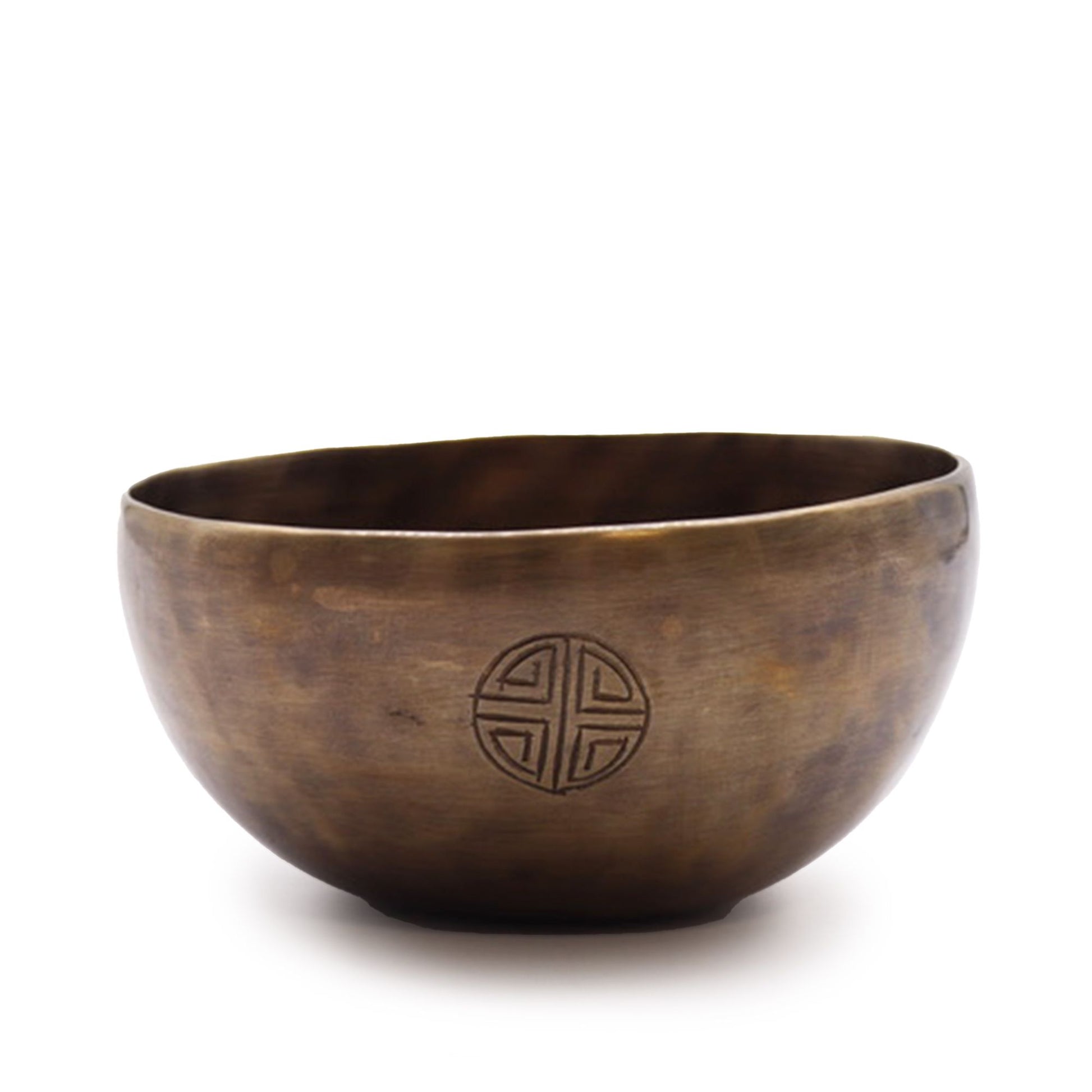 Call upon the celestial rhythm of the moon with this Medium Indian Moon Phase Singing Bowl, handcrafted with care and engraved with the phases of the moon — a symbol of transformation, renewal, and divine feminine energy. Measuring 15cm and weighing approximately 750g, this bowl resonates with a deep, soothing tone that grounds the spirit and harmonises the soul.

Perfect for meditation, lunar rituals, sound therapy, and energy cleansing, its vibrations help to balance emotions and restore inner peace. Each