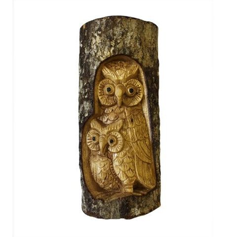 Embrace the mystical allure of the Owl Family, a unique carving crafted from the trunks of Chinaberry and Hibiscus trees. This enchanting piece captures the spirit of the forest, featuring intricate details that bring the wise owls to life. Perfect as an indoor or outdoor accessory, it adds a magical touch to gardens, conservatories, or patios, inviting nature’s ancient wisdom into your space. Measuring 26x16x6cm, this captivating carving serves as a powerful talisman, enhancing the energy of your home with