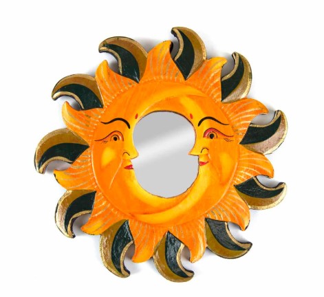 This exquisitely crafted, 20cm x 20cm hand-carved mirror displays two moons within sunrays and finished with sumptuous gold embellishments. A hoop on the reverse side promotes easy wall-hanging and the piece is certified Fairtrade, expertly handcrafted in Indonesia.
