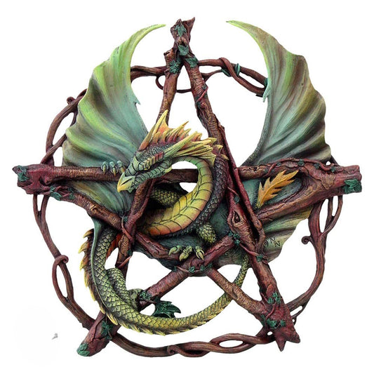 This forest pentagram green dragon has wonderful detail, cast in the finest resin and then beautifully hand painted. Perfect for the wall of any Dragon enthusiast.