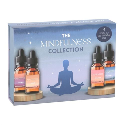 The scents you'll discover in this set are: Gratitude - Orange, Kindness - Ginger, Warmth - Cinnamon, Clarity - Chamomile.